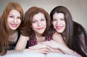 Petra-Romano-Beauty-Sisters-Portrait-Photography-Youtube-Star-002.jpg